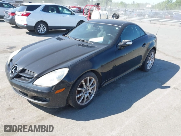 2007 Mercedes-Benz SLK 350 with VIN WDBWK56F47F151457, listed as a IAAI auction lot 42048505 with 293,830 mi miles and . Bid and sale history available at DreamBid. Image 2.