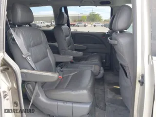 2005 Honda Odyssey EX-L with VIN 5FNRL38775B028551, listed as a IAAI auction lot 42011201 with 201,957 mi miles. Bid and sale history available at carsss.com. Image 8.