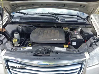 2014 Chrysler Town & Country Touring with VIN 2C4RC1BG2ER413257, listed as a IAAI auction lot 42181370 with 163,374 mi miles and . Bid and sale history available at DreamBid. Image 10.