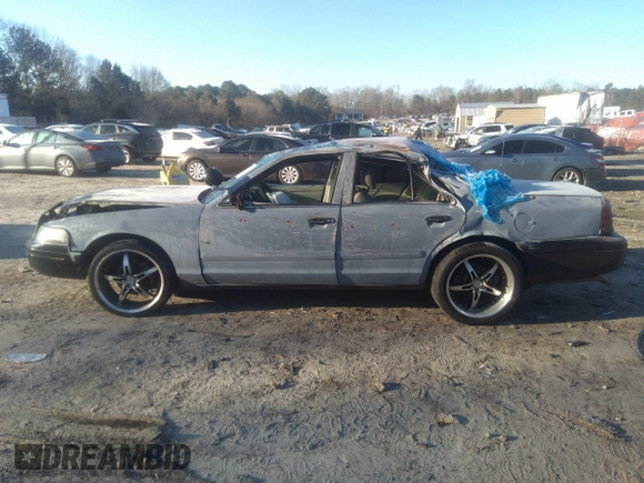 2005 Ford Police Interceptor with VIN 2FAFP71W25X138929, listed as a IAAI auction lot 41156277 with 186,991 mi miles and . Bid and sale history available at DreamBid. Image 15.