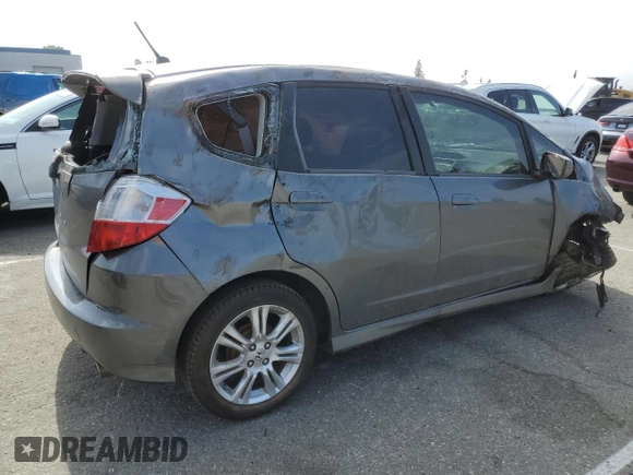 2011 Honda Fit Sport z VIN JHMGE8H52BS006399, wystawiony jako Copart lot #57435205 z przebiegiem Nie podano mil oraz Szkoda całkowita • Salvage title. Historia ofert i sprzedaży dostępna na DreamBid. Obrazek 3.