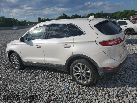 2019 Lincoln MKC Select with VIN 5LMCJ2C99KUL18946, listed as a Copart auction lot 50783465 with 82,882 mi miles and Salvage Title. Bid and sale history available at carsss.com. Image 2.