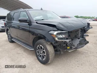 2022 Ford Expedition Max XLT z VIN 1FMJK1HTXNEA66466, wystawiony jako IAAI lot #41933676 z przebiegiem 78 556 mil mil oraz . Historia ofert i sprzedaży dostępna na DreamBid. Obrazek 1.