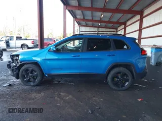 2018 Jeep Cherokee Limited with VIN 1C4PJMDX3JD575794, listed as a IAAI auction lot 41092523 with 64,337 mi miles. Bid and sale history available at carsss.com. Image 14.
