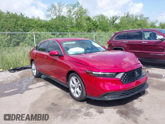 2024 Honda Accord LX z VIN 1HGCY1F23RA010647, wystawiony jako IAAI lot #42082178 z przebiegiem 26 514 mil mil oraz . Historia ofert i sprzedaży dostępna na DreamBid. Obrazek 1.