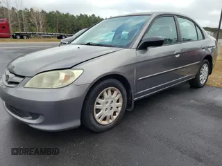 2005 Honda Civic LX with VIN 2HGES16505H585515, listed as a IAAI auction lot 41746972 with 216,158 mi miles and . Bid and sale history available at carsss.com. Image 1.