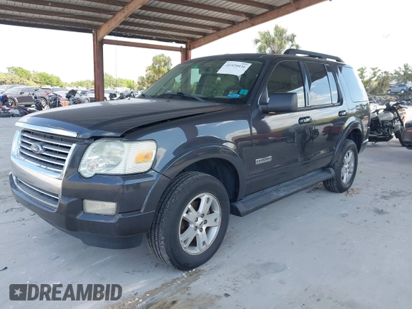 2007 Ford Explorer XLT with VIN 1FMEU63E97UB66066, listed as a IAAI auction lot 41920036 with 165,482 mi miles. Bid and sale history available at carsss.com. Image 2.