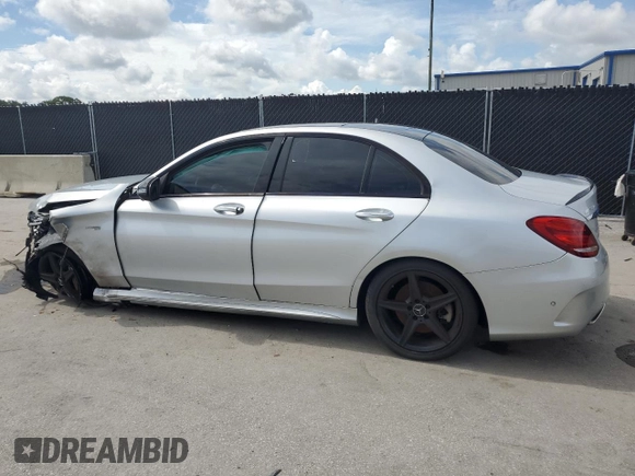 2017 Mercedes-Benz C 43 AMG z VIN 55SWF6EBXHU183022, wystawiony jako Copart lot #63044555 z przebiegiem 115 191 mil mil oraz Czysty tytuł • Clean title. Historia ofert i sprzedaży dostępna na DreamBid. Obrazek 2.