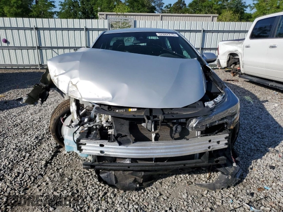 2021 Toyota Corolla SE with VIN 5YFS4MCE3MP090266, listed as a Copart auction lot 52882215 with 43,719 mi miles and Salvage Title. Bid and sale history available at DreamBid. Image 5.