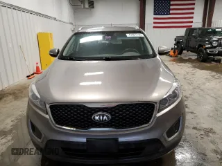 2017 Kia Sorento LX with VIN 5XYPGDA33HG296938, listed as a Copart auction lot 47851125 with 119,784 mi miles and Salvage Title. Bid and sale history available at DreamBid. Image 5.