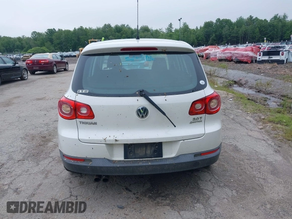 2010 Volkswagen Tiguan S with VIN WVGBV7AX2AW524632, listed as a IAAI auction lot 42531994 with 198,282 mi miles and . Bid and sale history available at DreamBid. Image 14.