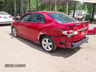 2013 Toyota Corolla L with VIN 2T1BU4EE0DC040504, listed as a IAAI auction lot 42142702 with 102,459 mi miles. Bid and sale history available at carsss.com. Image 3.
