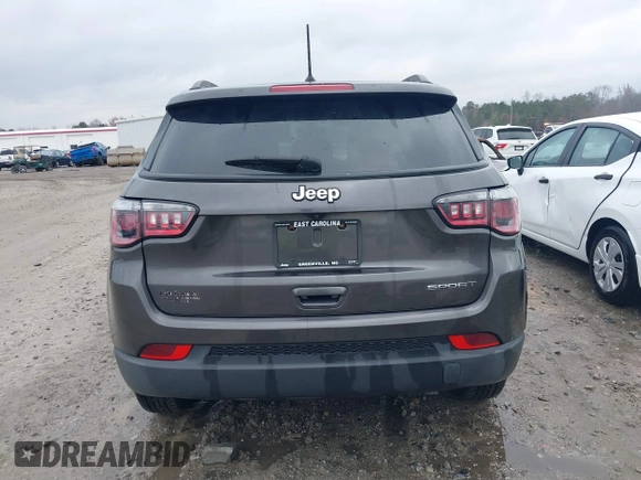 2018 Jeep Compass Sport with VIN 3C4NJCAB9JT211187, listed as a IAAI auction lot 41065430 with 1 mi miles. Bid and sale history available at carsss.com. Image 16.