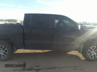 2020 Chevrolet Silverado 1500 Custom Trail Boss with VIN 1GCPYCEF5LZ122181, listed as a IAAI auction lot 41359648 with 138,028 mi miles and . Bid and sale history available at DreamBid. Image 13.