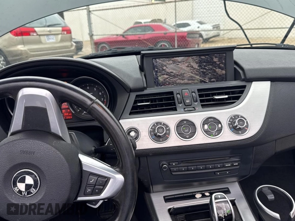 2013 BMW Z4 sDrive28i with VIN WBALL5C58DJ104449, listed as a Copart auction lot 79250174 with 119,451 mi miles and Clean Title. Bid and sale history available at carsss.com. Image 9.
