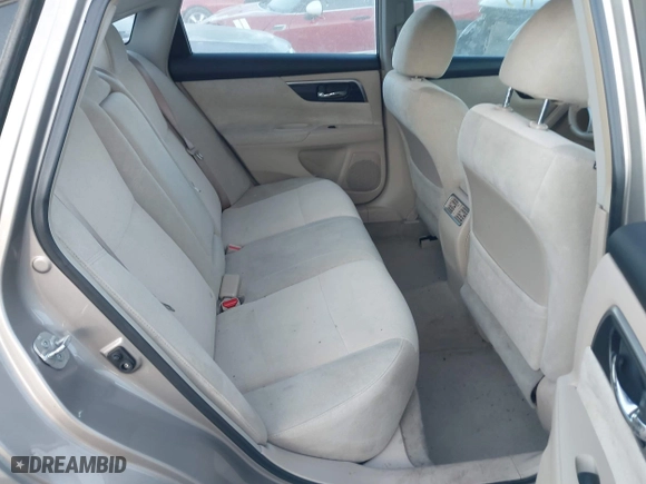 2013 Nissan Altima 2.5 SL with VIN 1N4AL3AP5DC164654, listed as a IAAI auction lot 41397318 with 186,333 mi miles. Bid and sale history available at carsss.com. Image 8.