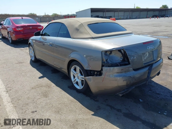 2007 Audi A4 2.0T z VIN WAUAF48H67K032970, wystawiony jako IAAI lot #42643317 z przebiegiem 159 329 mil mil oraz . Historia ofert i sprzedaży dostępna na DreamBid. Obrazek 3.