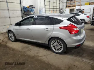 2013 Ford Focus Electric with VIN 1FADP3R43DL263548, listed as a Copart auction lot 85517014 with 74,398 mi miles and Clean title. Bid and sale history available at DreamBid. Image 2.