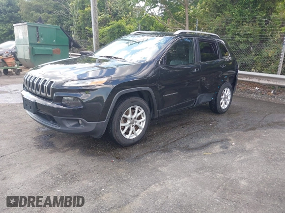 2015 Jeep Cherokee Latitude z VIN 1C4PJMCB4FW648897, wystawiony jako IAAI lot #42182493 z przebiegiem 129 457 mil mil oraz . Historia ofert i sprzedaży dostępna na DreamBid. Obrazek 2.