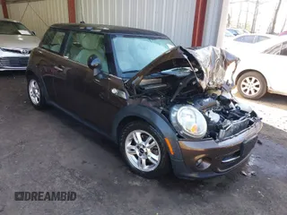 2012 MINI Hardtop with VIN WMWSU3C53CT258860, listed as a IAAI auction lot 41767244 with 137,254 mi miles and . Bid and sale history available at DreamBid. Image 1.