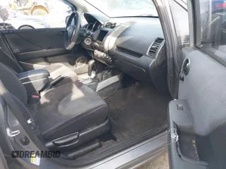 2008 Honda Fit with VIN JHMGD38468S028959, listed as a IAAI auction lot 42042292 with 226,247 mi miles. Bid and sale history available at carsss.com. Image 5.