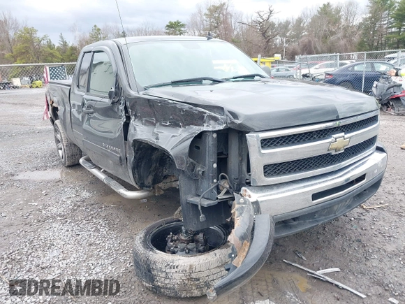 2011 Chevrolet Silverado 1500 LT with VIN 1GCRKSE39BZ300084, listed as a IAAI auction lot 41943867 with 157,056 mi miles and . Bid and sale history available at DreamBid. Image 6.