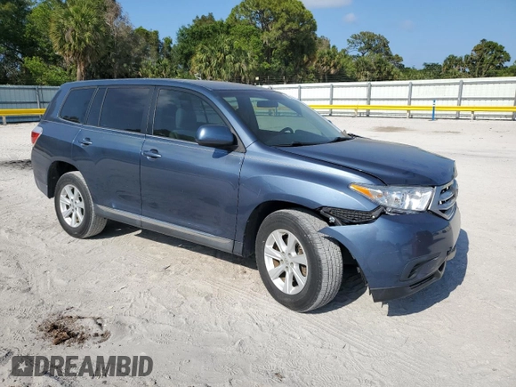 2013 Toyota Highlander with VIN 5TDZA3EH5DS039934, listed as a Copart auction lot 54132775 with 62,541 mi miles and Non Repairable. Bid and sale history available at DreamBid. Image 4.
