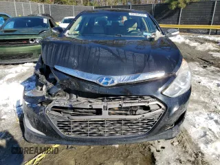 2012 Hyundai Sonata Hybrid with VIN KMHEC4A44CA057592, listed as a Copart auction lot 85784944 with 110,520 mi miles and Salvage Title. Bid and sale history available at DreamBid. Image 5.