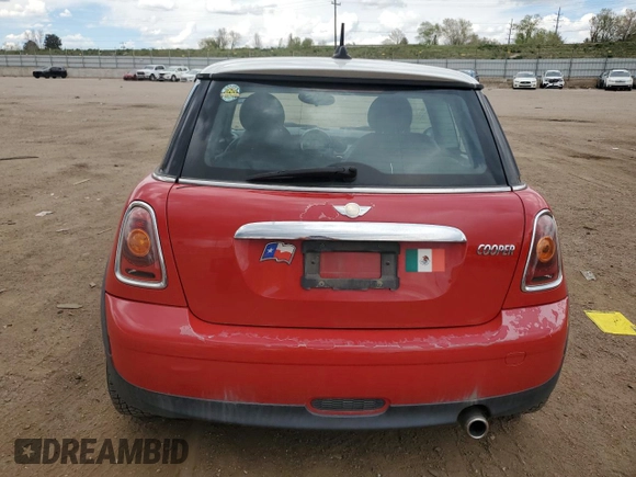 2007 MINI Hardtop with VIN WMWMF33517TT56956, listed as a Copart auction lot 56663985 with 121,729 mi miles and Clean title. Bid and sale history available at DreamBid. Image 6.