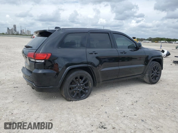 2018 Jeep Grand Cherokee Laredo E with VIN 1C4RJEAG4JC182430, listed as a Copart auction lot 50740255 with 117,944 mi miles and Salvage title. Bid and sale history available at DreamBid. Image 3.