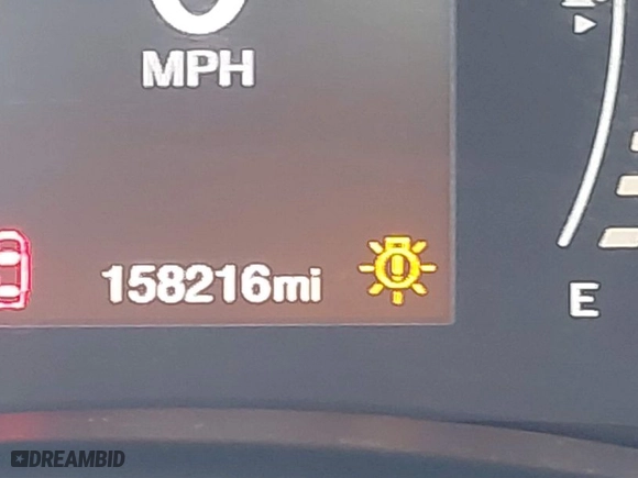 2016 Jeep Renegade Latitude with VIN ZACCJBBT2GPC57498, listed as a IAAI auction lot 41721432 with 158,216 mi miles. Bid and sale history available at carsss.com. Image 15.