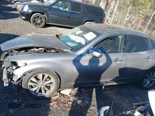 2013 Infiniti M37 with VIN JN1BY1AP3DM511643, listed as a IAAI auction lot 41166670 with Not Provided miles. Bid and sale history available at carsss.com. Image 14.