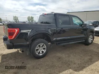 2023 Ford F-150 z VIN 1FTFW1P85PKF48519, wystawiony jako Copart lot #55944545 z przebiegiem 26 971 mil mil oraz Szkoda całkowita • Salvage title. Historia ofert i sprzedaży dostępna na DreamBid. Obrazek 3.