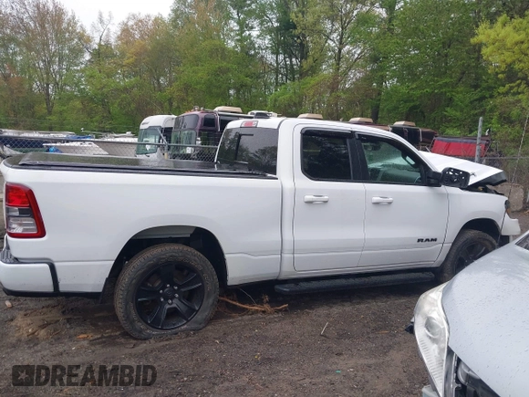 2022 Ram 1500 Big Horn с VIN 1C6SRFBT4NN445190, выставлен на аукционе IAAI как лот 42182639 с пробегом 16 802 миль миль и . История ставок и продаж доступна на DreamBid. Изображение 13.