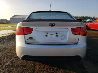 2010 Kia Forte EX with VIN KNAFU4A27A5812872, listed as a Copart auction lot 76876404 with 158,403 mi miles and Clean Title. Bid and sale history available at carsss.com. Image 6.