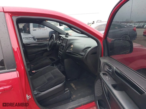 2014 Dodge Grand Caravan SE with VIN 2C4RDGBG5ER476515, listed as a IAAI auction lot 41976838 with 179,951 mi miles. Bid and sale history available at carsss.com. Image 5.