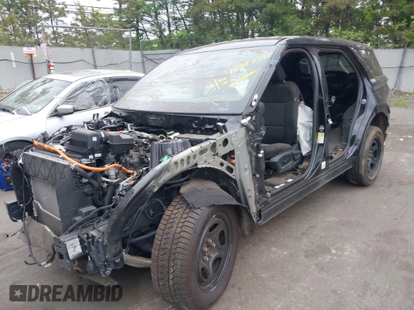 2021 Ford Police Interceptor Utility z VIN 1FM5K8AW9MNA01153, wystawiony jako IAAI lot #42322397 z przebiegiem 40 071 mil mil oraz . Historia ofert i sprzedaży dostępna na DreamBid. Obrazek 6.