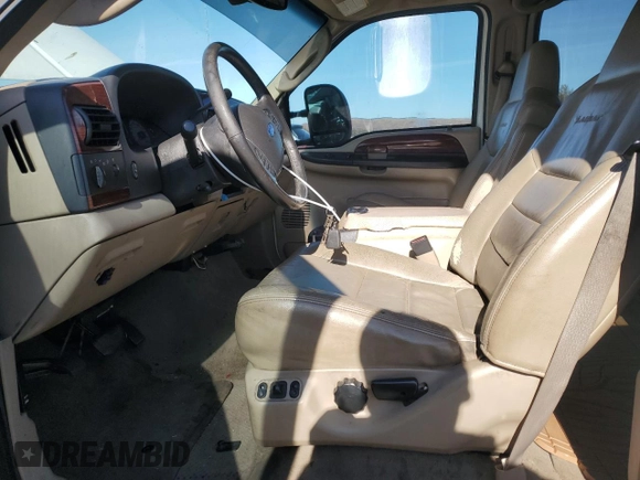 2005 Ford F-250 XL with VIN 1FTSW20P25EA07140, listed as a Copart auction lot 44162225 with 199,922 mi miles and Clean Title. Bid and sale history available at DreamBid. Image 7.