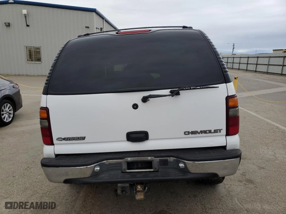 2002 Chevrolet Tahoe LT with VIN 1GNEC13Z32R197071, listed as a Copart auction lot 43734385 with 211,500 mi miles and Salvage Title. Bid and sale history available at carsss.com. Image 6.