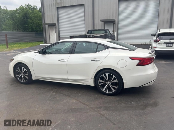 2016 Nissan Maxima S with VIN 1N4AA6AP8GC409491, listed as a Copart auction lot 56022195 with 39,041 mi miles and Clean Title. Bid and sale history available at DreamBid. Image 3.