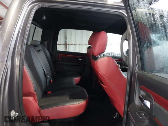 2017 Ram 1500 Rebel z VIN 1C6RR7YT0HS593919, wystawiony jako IAAI lot #41450337 z przebiegiem 164 024 mil mil oraz . Historia ofert i sprzedaży dostępna na DreamBid. Obrazek 8.