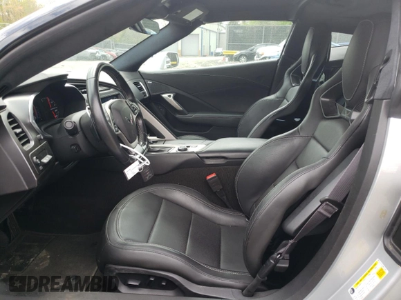 2017 Chevrolet Corvette 3LT z VIN 1G1YF2D78H5114503, wystawiony jako Copart lot #53100385 z przebiegiem 19 329 mil mil oraz Szkoda całkowita • Salvage title. Historia ofert i sprzedaży dostępna na DreamBid. Obrazek 7.