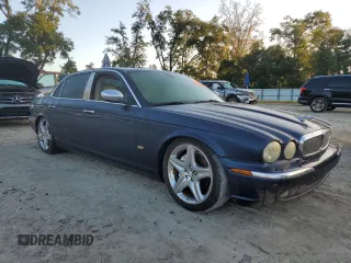 2007 Jaguar XJ with VIN SAJWA79B37SH18598, listed as a Copart auction lot 76253764 with 0 mi miles and Salvage Title. Bid and sale history available at carsss.com. Image 4.