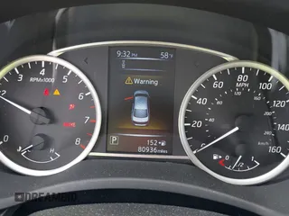 2018 Nissan Sentra SV z VIN 3N1AB7AP5JL623897, wystawiony jako IAAI lot #41867248 z przebiegiem 80 936 mil mil oraz . Historia ofert i sprzedaży dostępna na DreamBid. Obrazek 7.