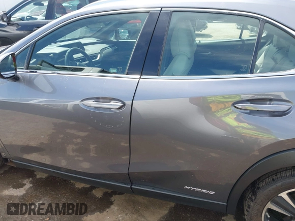 2021 Lexus UX 250h with VIN JTHP9JBH1M2040593, listed as a IAAI auction lot 42024493 with 33,394 mi miles and . Bid and sale history available at DreamBid. Image 15.