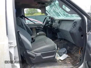 2014 Ford F-250 XL z VIN 1FT7W2B65EEB76210, wystawiony jako IAAI lot #42494326 z przebiegiem Nie podano mil oraz . Historia ofert i sprzedaży dostępna na DreamBid. Obrazek 5.