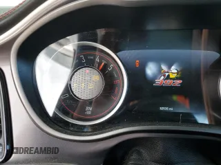 2021 Dodge Challenger R/T Scat Pack Widebody z VIN 2C3CDZFJ4MH649649, wystawiony jako Copart lot #51175535 z przebiegiem 52 535 mil mil oraz Szkoda całkowita • Salvage title. Historia ofert i sprzedaży dostępna na DreamBid. Obrazek 9.