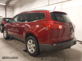 2010 Chevrolet Traverse LT w/1LT with VIN 1GNLRFED5AS141211, listed as a IAAI auction lot 41407190 with 189,101 mi miles. Bid and sale history available at carsss.com. Image 3.
