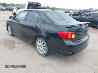 2010 Toyota Corolla with VIN 2T1BU4EE3AC527238, listed as a IAAI auction lot 41970709 with 117,945 mi miles. Bid and sale history available at carsss.com. Image 3.