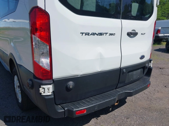 2019 Ford Transit Passenger XL with VIN 1FBZX2ZM4KKA75042, listed as a IAAI auction lot 42786079 with 229,926 mi miles and . Bid and sale history available at DreamBid. Image 6.